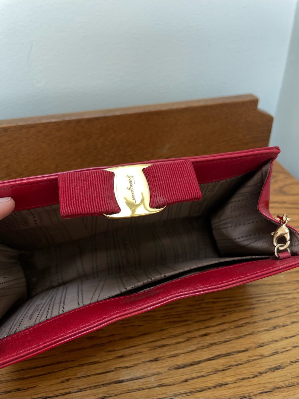 Salvatore Ferragamo Vara Bow Patent Leather Clutch - Picture 5 of 5